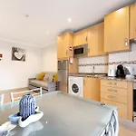 Clube Da Rocha 3 Apartment