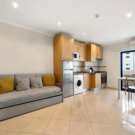 Apartament Clube Da Rocha 3 *